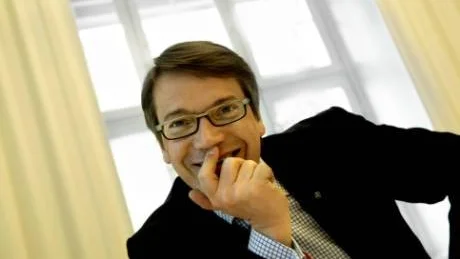 Göran Hägglund är en reko kille. Klart grabben ska ha några applåder när han håller tal för sina egna. Men man ska inte förhäva sig, skriver Folkbladets ledarskribent Widar Andersson. Foto: Scanpix