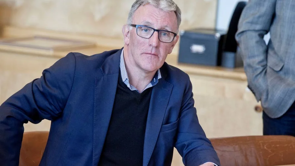 Wilhelm Risberg, vd för Lindbäcks boende, vill skynda långsamt. Han påtalar vikten av en helhetslösning för området innan det börjar byggas.