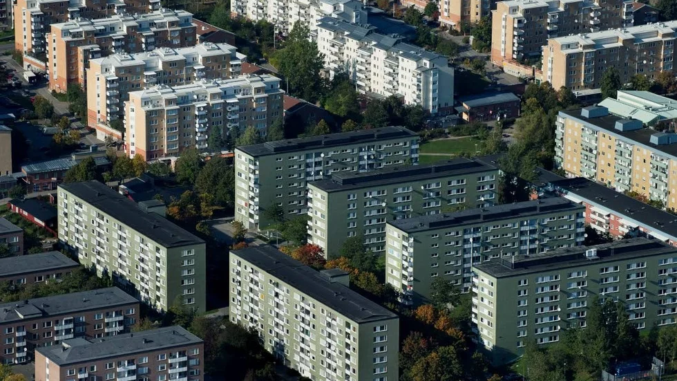 Oroande. Segregationen har ökat i Sverige. Invandrare, unga som gamla, har allt svårare att hitta ett jobb och därmed en framtid. En oroande utveckling.