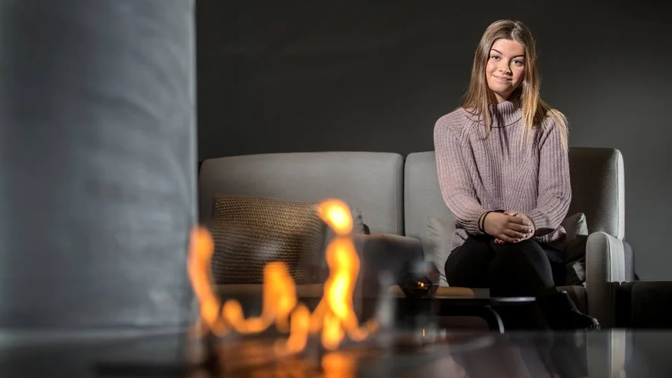 Spavärdinna. Luciakandidaten Fanny Lyckne jobbar extra som spavärdinna på Kust hotell.