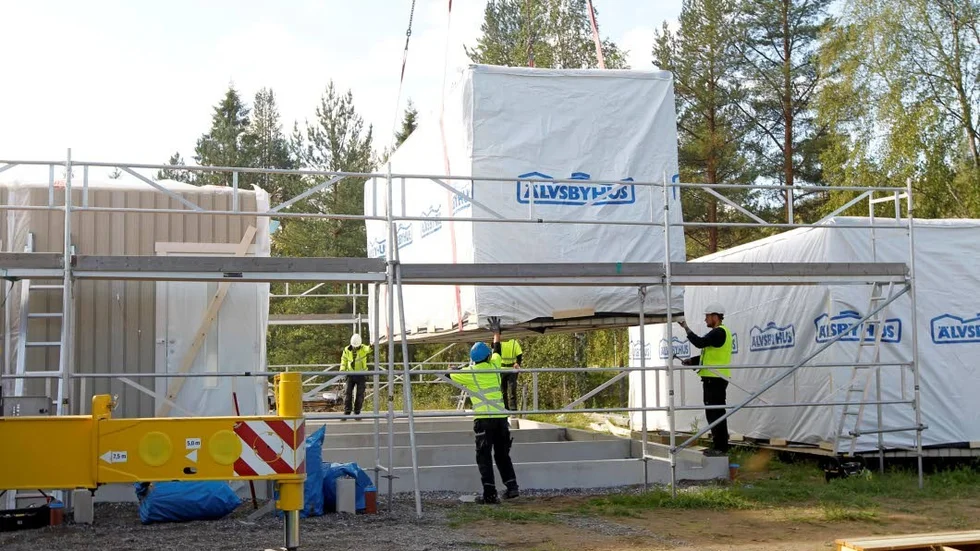 Miss. Sista husmodulen tog en omväg förbi Skellefteå efter att den hamnat på fel lastbil.