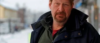 Lassgård framför kameran i Älvsbyn