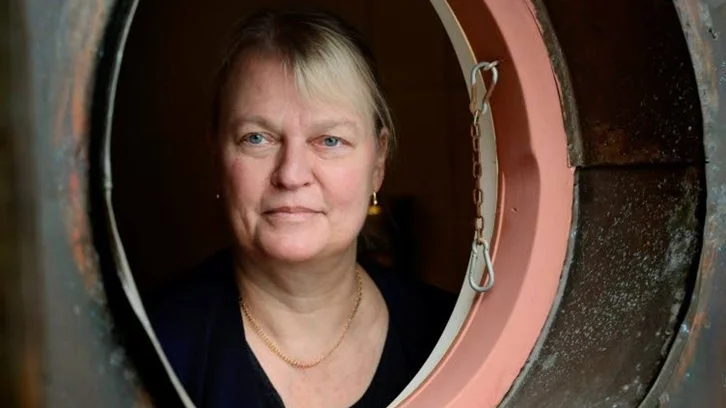 LO har inte bytt fot. Kravet på kollektivavtal för företag som tävlar om offentliga uppdrag kvarstår, menar LO:s andre vice ordförande Ingela Edlund.