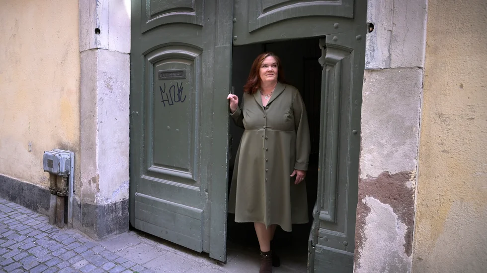 Maja Hagerman varnar för den högerextrema nationalismens kamp för att få oss att glömma och skriva om vårt kollektiva minne.