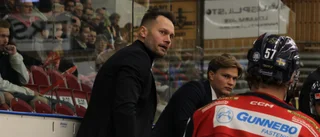 Positiva känslor hos tränaren efter premiärsegern