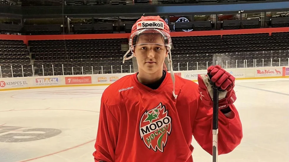"Jag och de jag spelar med har lyckats få in några puckar här i början av säsongen. Vi tillåts också vara kreativa, och testa våra gränser. Det är utvecklande", säger Arvid Kruukka.