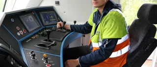 Lokföraren fick tvärbromsa för barn på rälsen
