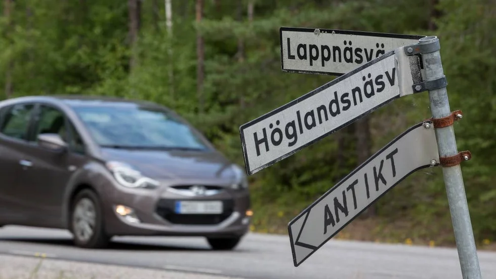 Barnen måste gå längs Lappnäsvägen och vidare in på Höglandsnäsvägen.