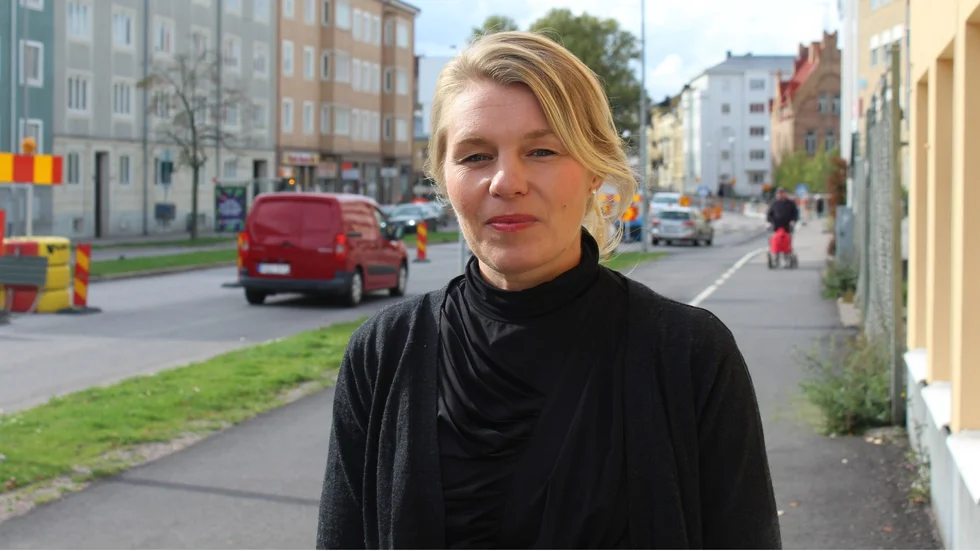 Sophia Jarl menar att kommunen måste ta hiten mot den judiska församlingen på allvar.