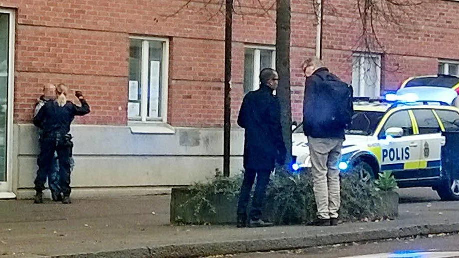 Begärs häktad. Ännu en person begärs häktad för grov misshandel.