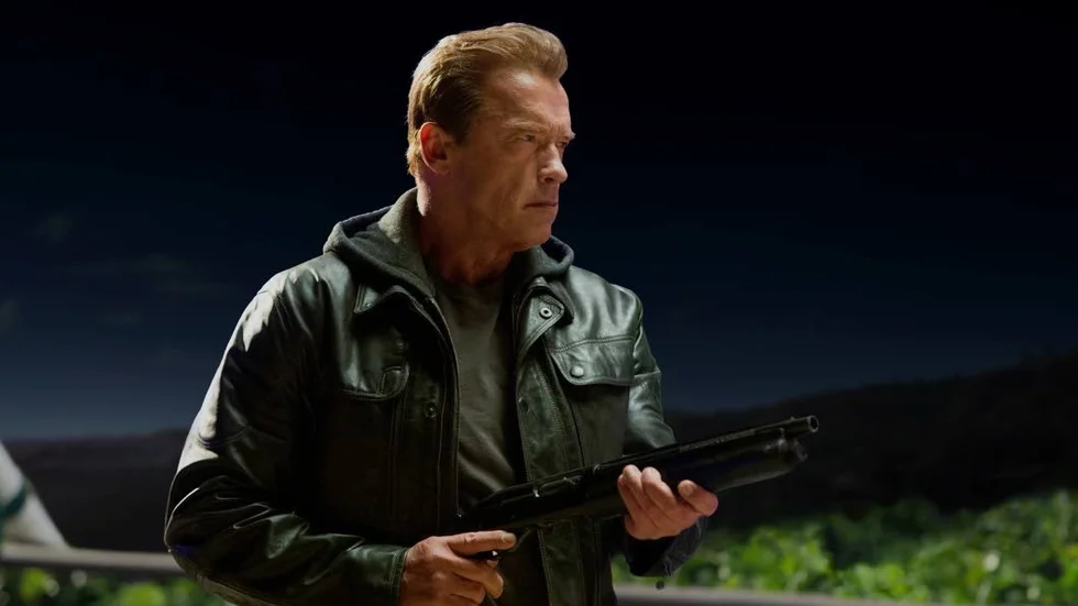 Tillbaka. Tolv år efter "Terminator 3: The rise of the machines" är Arnold Schwarzenegger tillbaka i rollen som dödsmaskin – nu med smeknamnet Farsan.
Foto: UIP