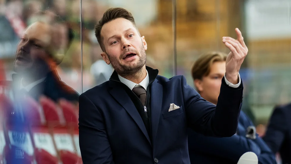 VIK:s tränare Martin Gudmundsson var inte nöjd hur hans lag uppträdde mot Södertälje.
