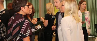 Linnea och Nikita gillar kuvösen
