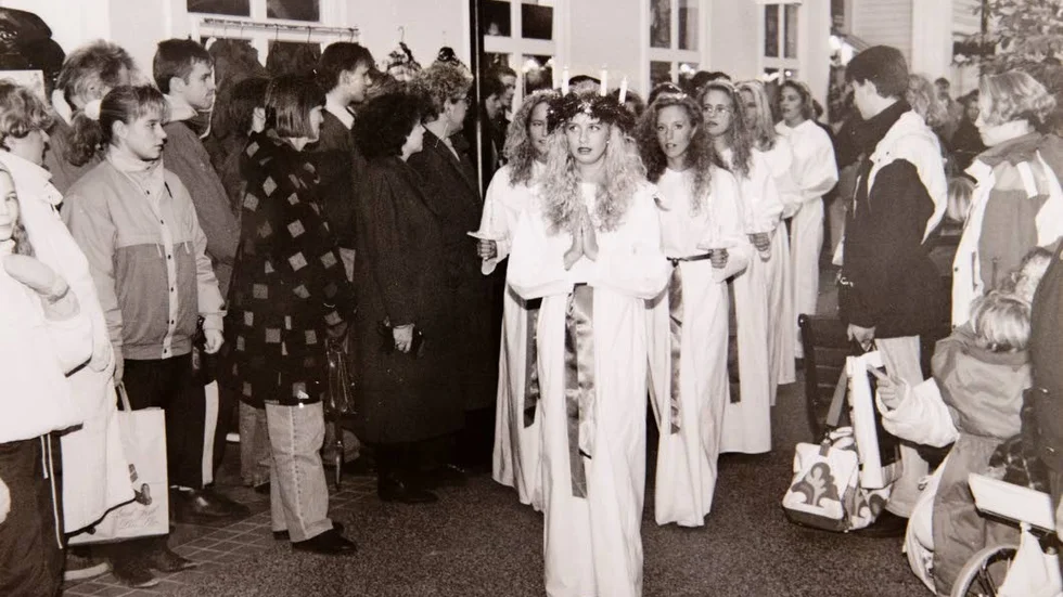 I Småstaden år 1991 var det Carola Södersten som ledde luciatåget.
