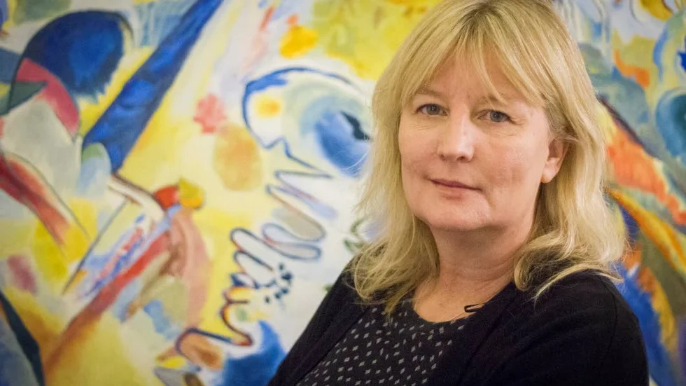 Karin Smirnoff debuterar som 54-åring efter att hon bestämde sig för att satsa på det fria skrivandet.