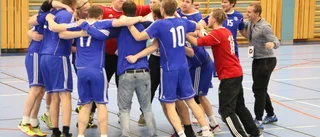 Bildextra: Målkamp och målkramp i derbyt