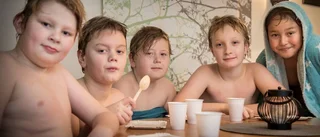 Blött firande för populär 80-åring