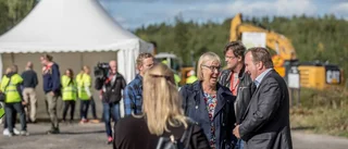Euforisk invigning av efterlängtat banbygge