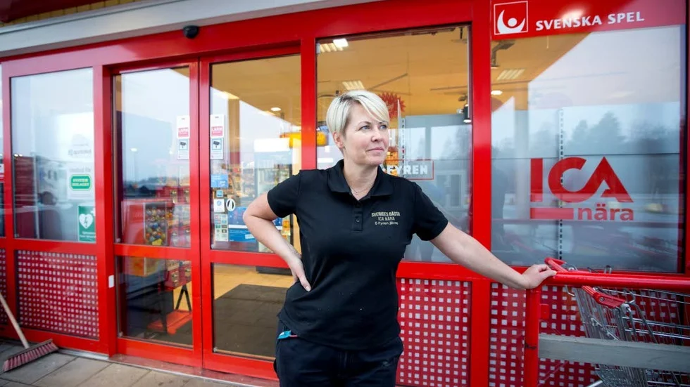Ica-handlare Johanna Olsen, tycker det känns olustigt att tjuvar varit inne och härjat i butiken.