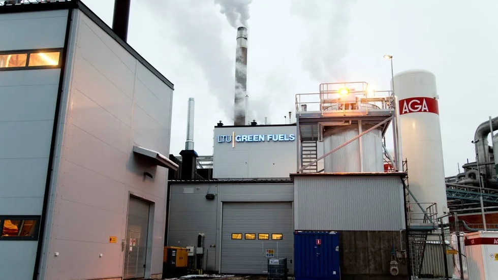 "Tiden håller på att rinna ut" säger Rikard Gebart och syftar på det politiska klimatmål som ställt upp till 2030.