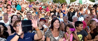 Hits och allsång med Zelmerlöw