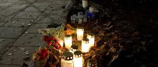200 förhör om knivmordet