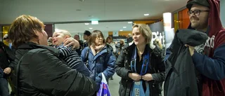 Kramkalas när hemvändarna kom med flyget