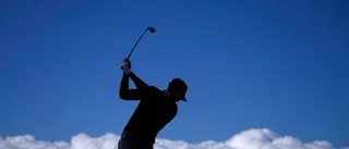 Golfstjärnan gör hole in one  