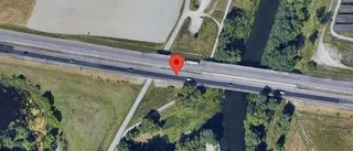 Singelolycka påverkar trafiken på E4 – ett körfält blockerat