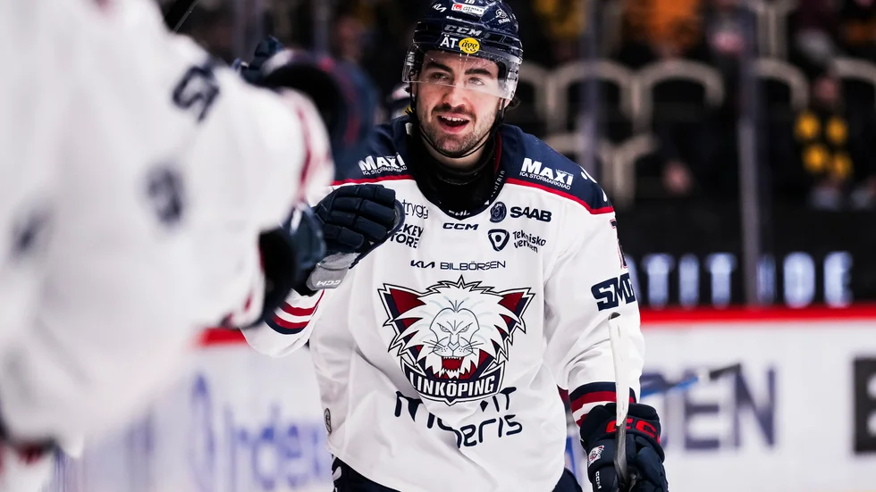 Linköpings Remi Elie jublar efter 0-3 under matchen mot Skellefteå.