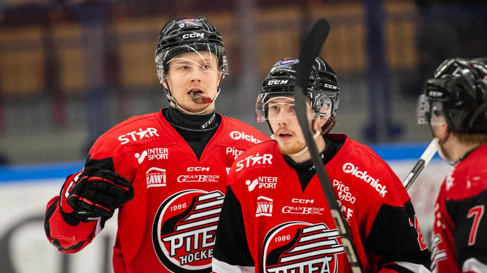 Petter Mäkitalo och Victor Edström i Piteå Hoceky.