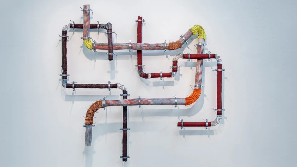 "Connecting systems" heter Lynn Stenvalls konstverk.