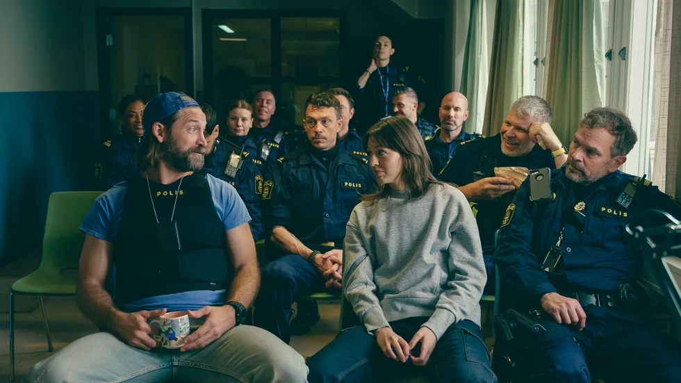 De populära poliserna i Malmö är tillbaka i "Tunna blå linjen". Pressbild.