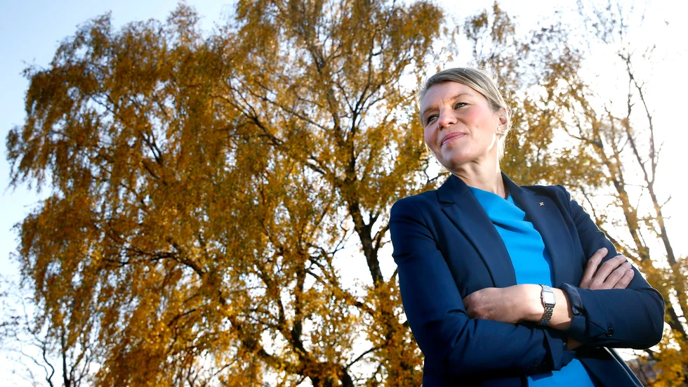 Sophia Jarl (M) har mer jobb än vanligt just nu trots läget med avhopp av samarbetspartier: Förutom det vanliga politiska arbetet innebär den politiska turbulensen ännu fler möten.
