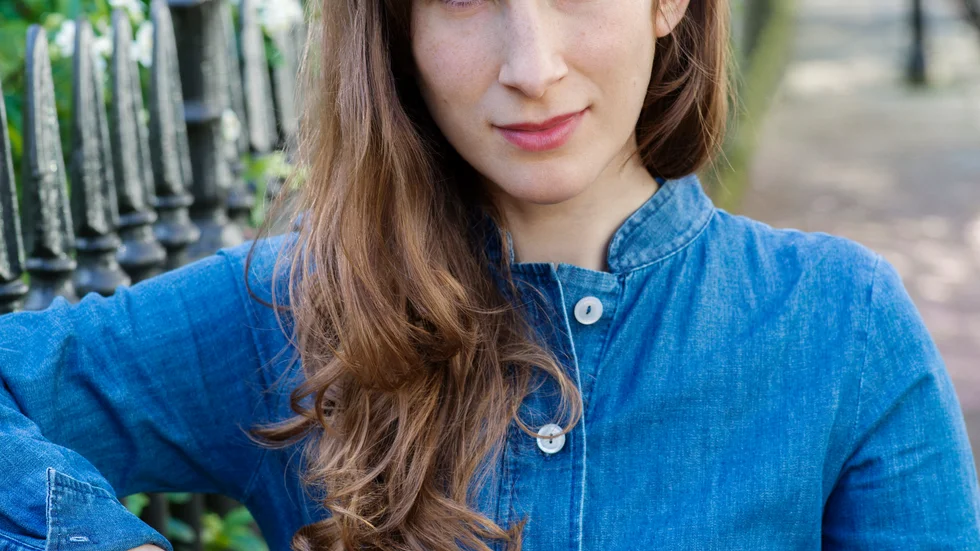 Katherine Rundell (född 1987) är en brittisk författare. Hon har skrivit flera böcker för barn och unga. "Omöjliga varelser" är hennes fantasydebut och internationella genombrott.