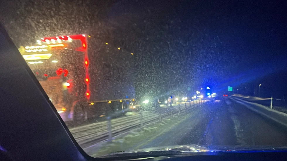 Fredagens olycka skapade långa köer på E4.