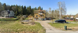 Dubbelköp i Skebokvarn – två fastigheter för under miljonen