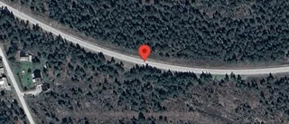 Stopp på väg 631 på grund av en singelolycka