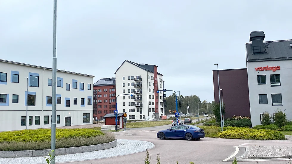 Med Riksbyggens femvåningshus intill äldreboendet kommer  Älvdansen att vara färdigbyggt.