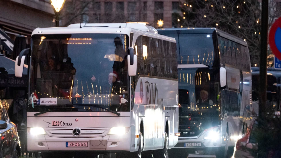 Turist- och beställningstrafiken har minskat enormt under pandemin och bussföretagen går på knäna. Branschföreträdare lanserar förslag som kan lätta på trycket.