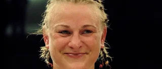 Svenskan blixtinkallad till titelmatch