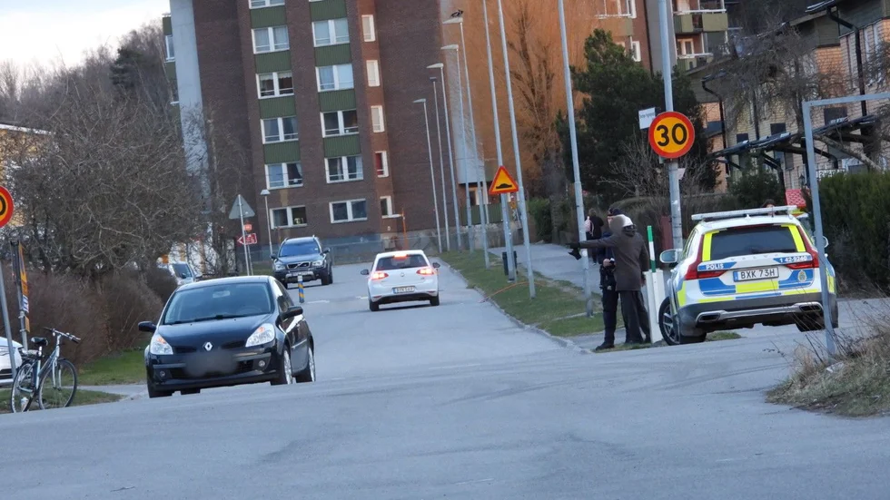 Polisen var på plats vid olycksplatsen på tisdagskvällen.