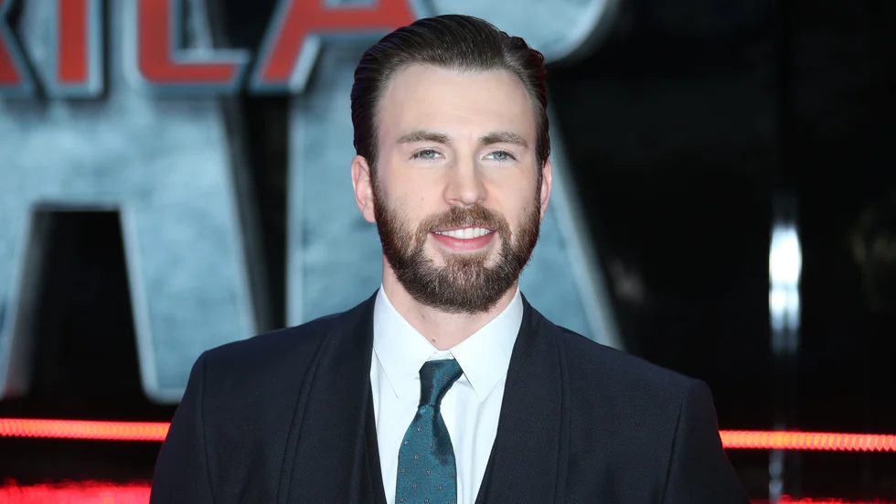 Skådespelaren Chris Evans har förkroppsligat Marvel-figuren Captain America i filmserien. Figuren lever vidare i serietidningsform och får nu sällskap av en ny hbtq-hjälte. Arkivbild.
