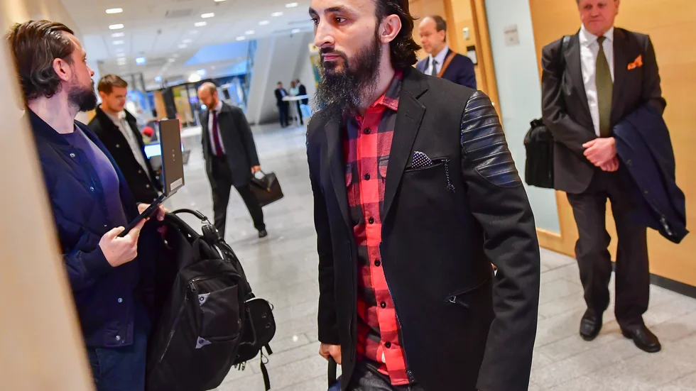 Den tjetjenske regimkritikern Tumso Abdurachmanov i samband med rättegången i Attunda tingsrätt i november i fjol.