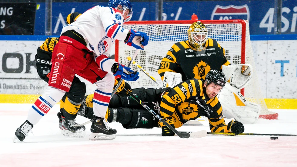 Skellefteå AIK:s defensiva insats mot Oskarshamn höll hög klass och lagets boxplay låg i allra högsta grad bakom segern.