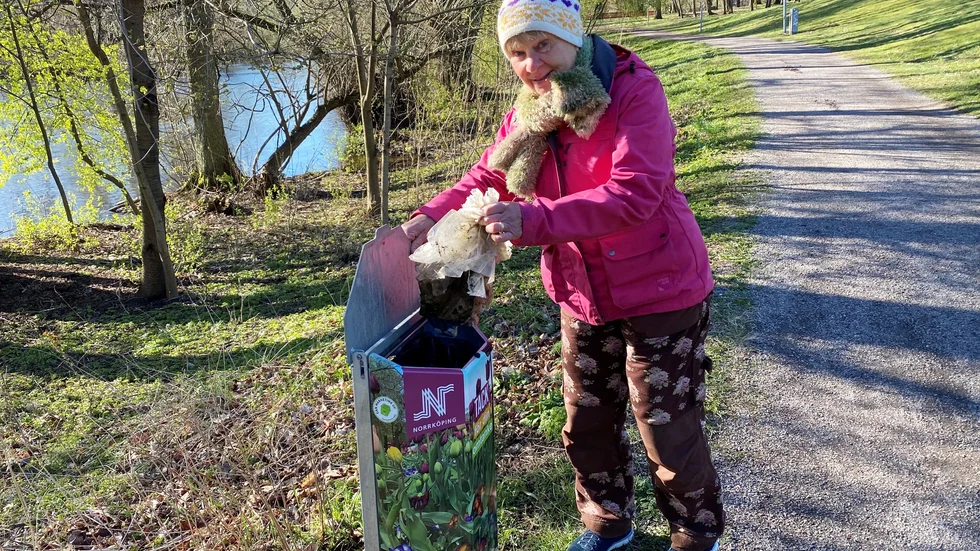 Cecilia Ambjörn uppmanar läsarna att göra ett val. 