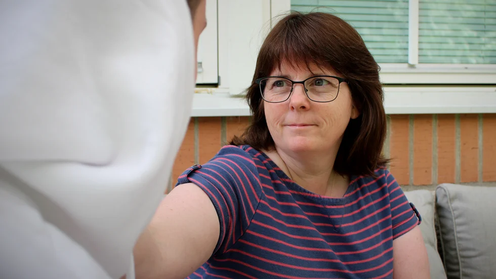"Jag har aldrig gått till media förut med något bekymmer. Men när min pojke utsätts för flera rån känner jag mig väldigt maktlös. Vad gör man?", frågar sig Maria. 