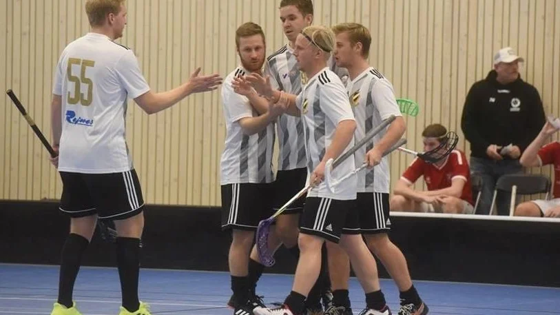 Rimforsa har landat en tung värvning till i form av välmeriterade backen Kalle Henriksson.