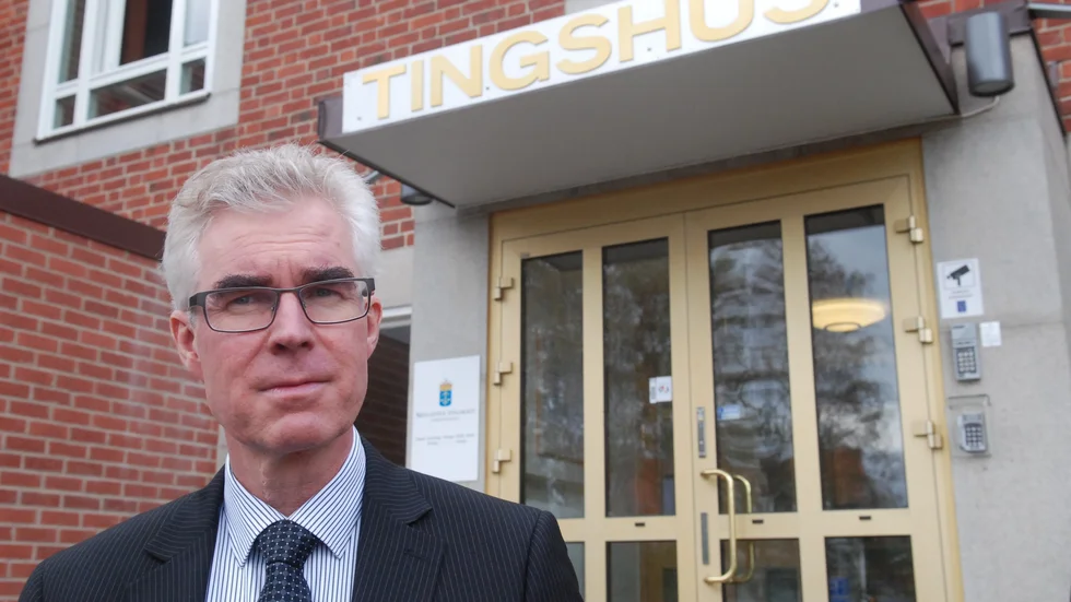 Göran Landmark, målsägandebiträde, berättar att tingsrättsförhandlingarna har varit uppslitande för mordoffrets familj.