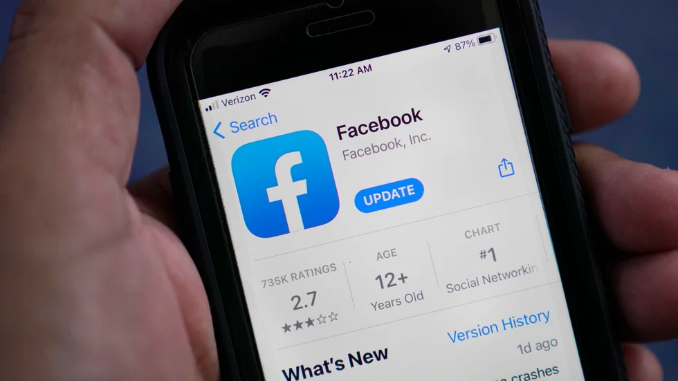 Facebook försvarar sig. Arkivbild.